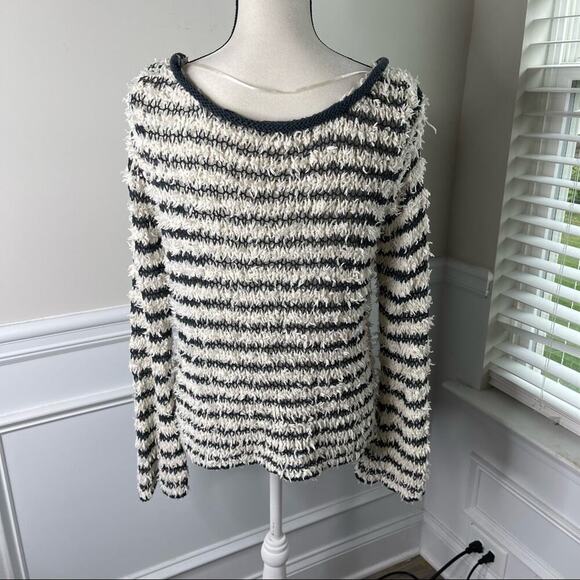 Free‎ People blue striped fuzzy shaggy sweater size medium - Picture 5 of 6